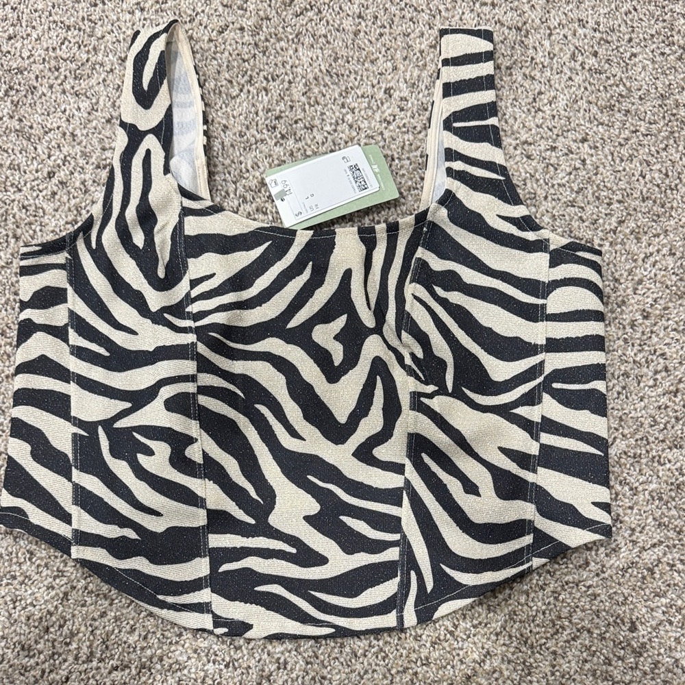 Zebra crop